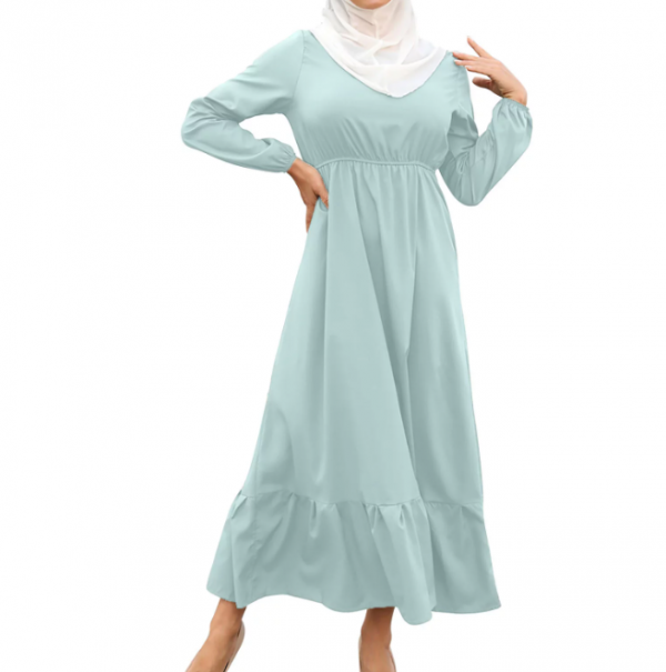 Dress kerja dengan aksen ruffle di bagian bawah